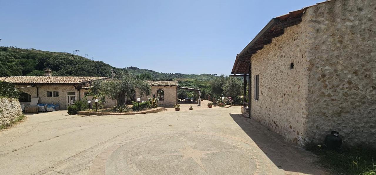 Borgo Carida - Green Family Holidays Zaccanopoli Extérieur photo
