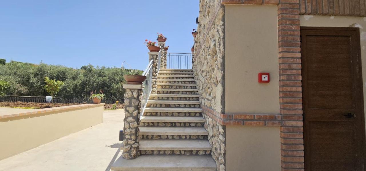 Borgo Carida - Green Family Holidays Zaccanopoli Extérieur photo
